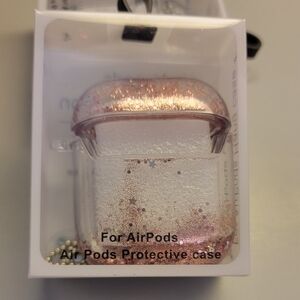 NWOT AirPods Case